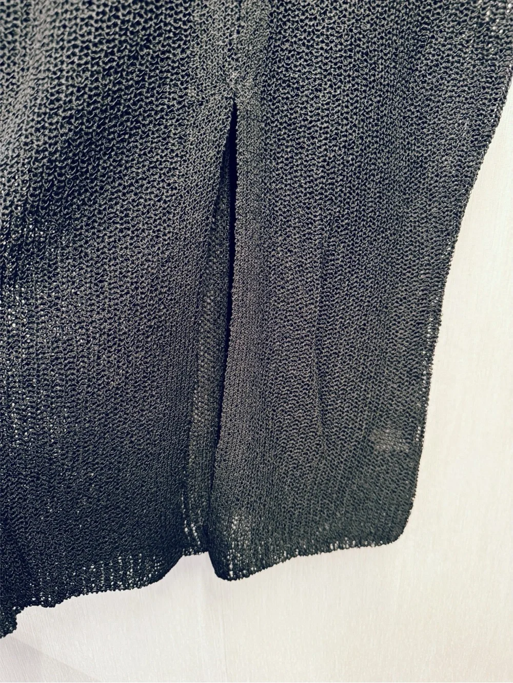 NWOT Zenana Black Hook & Eye Open Knit Sleeveless Sweater Vest, Size Large - Picture 4 of 9